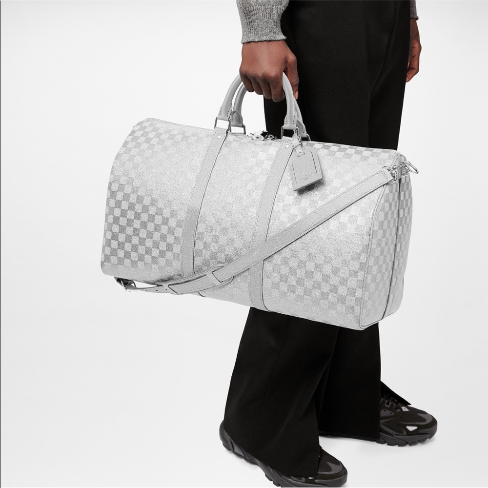 Louis Vuitton Glitter Damier Keepall Mens LV SS22 Runway by Virgil Abloh - Picture 4 of 17